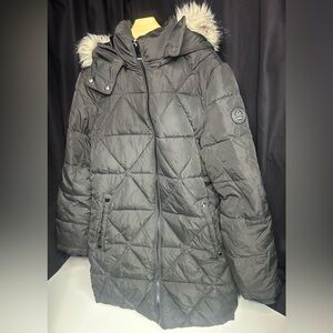 Women's Quilted Puffer Jacket with Faux Fur Hood